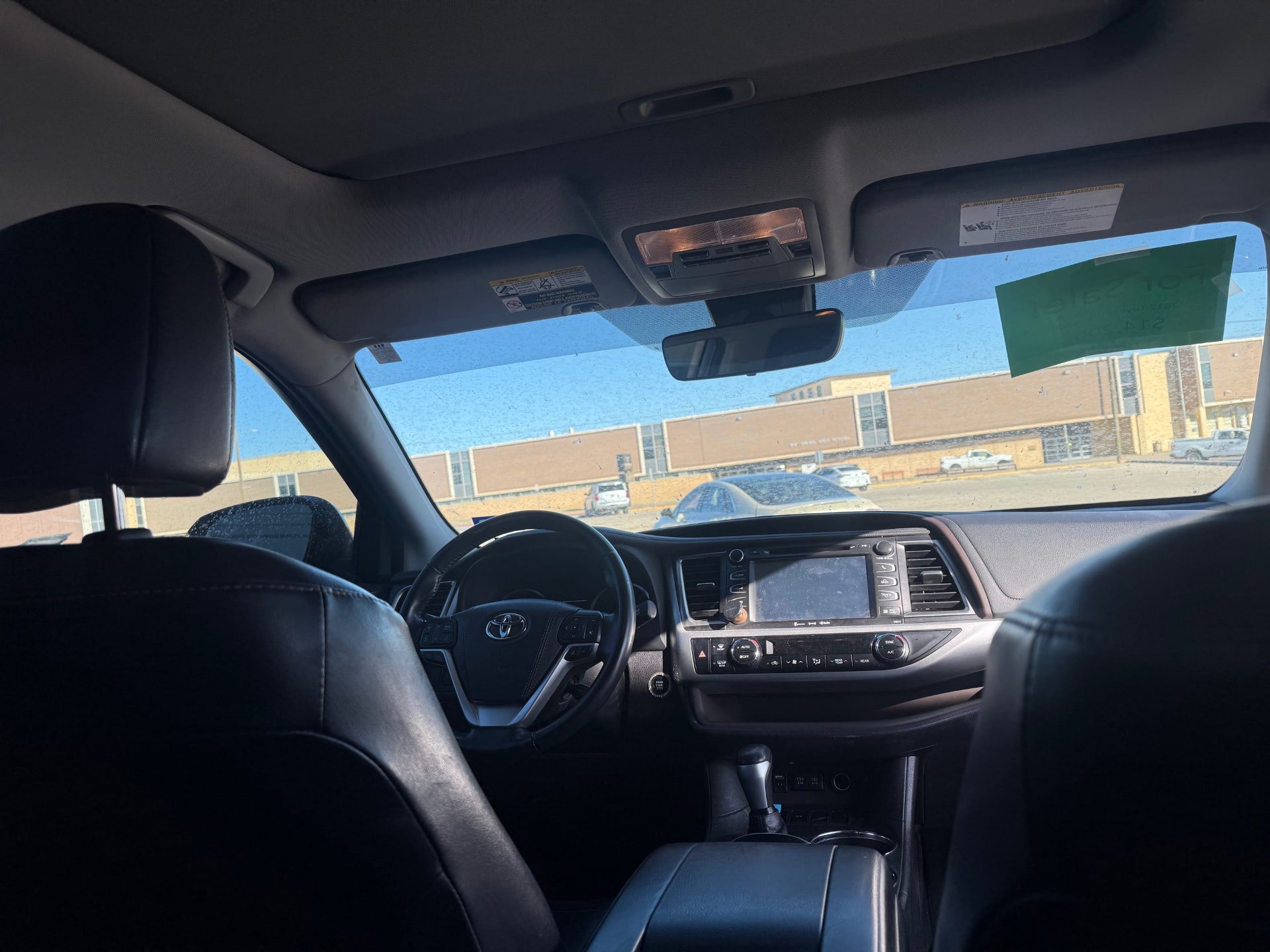 Thumbnail of Interior of 2017 highlander1